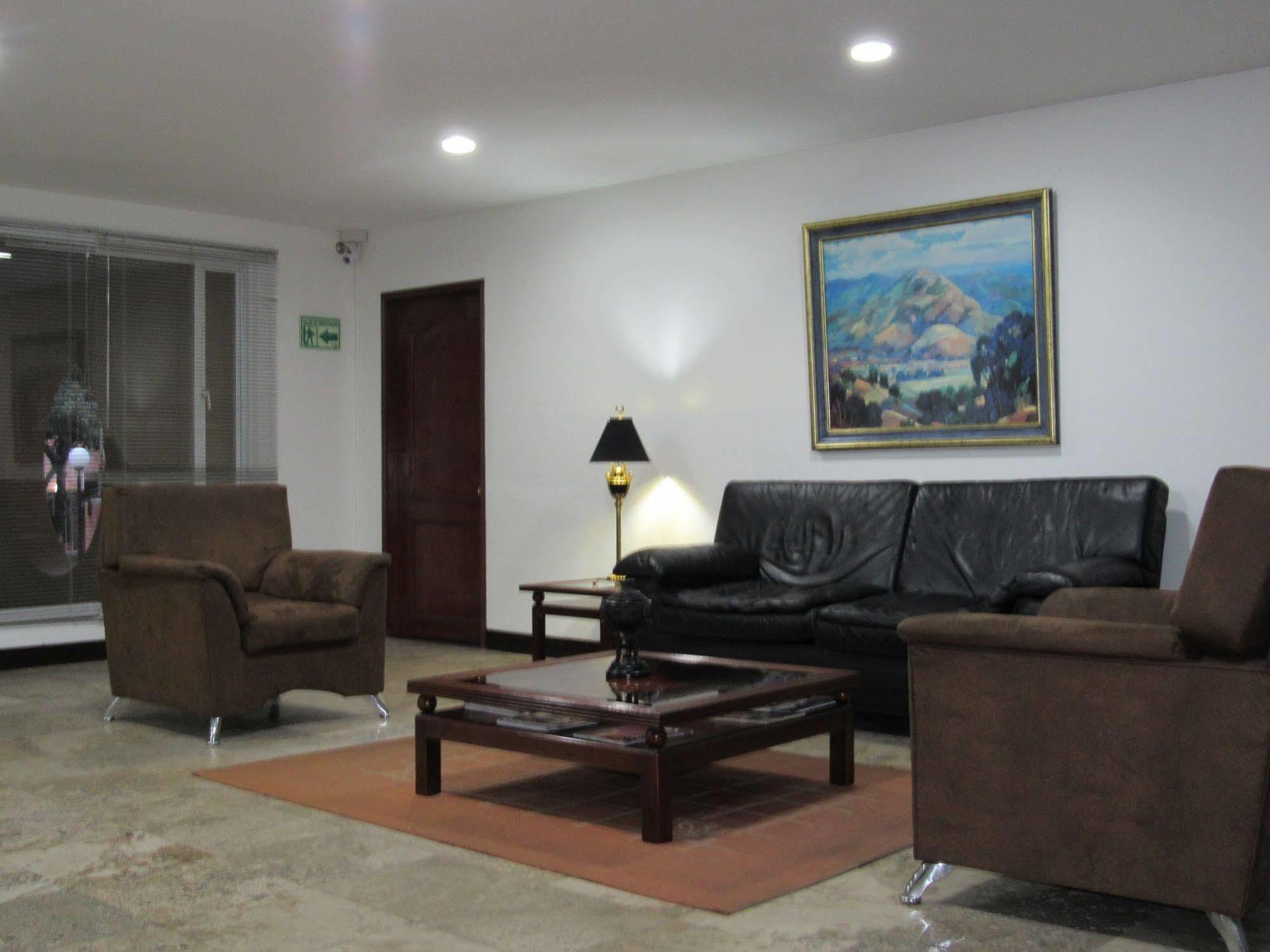 Apartamentos Santa Maria Богота Екстериор снимка